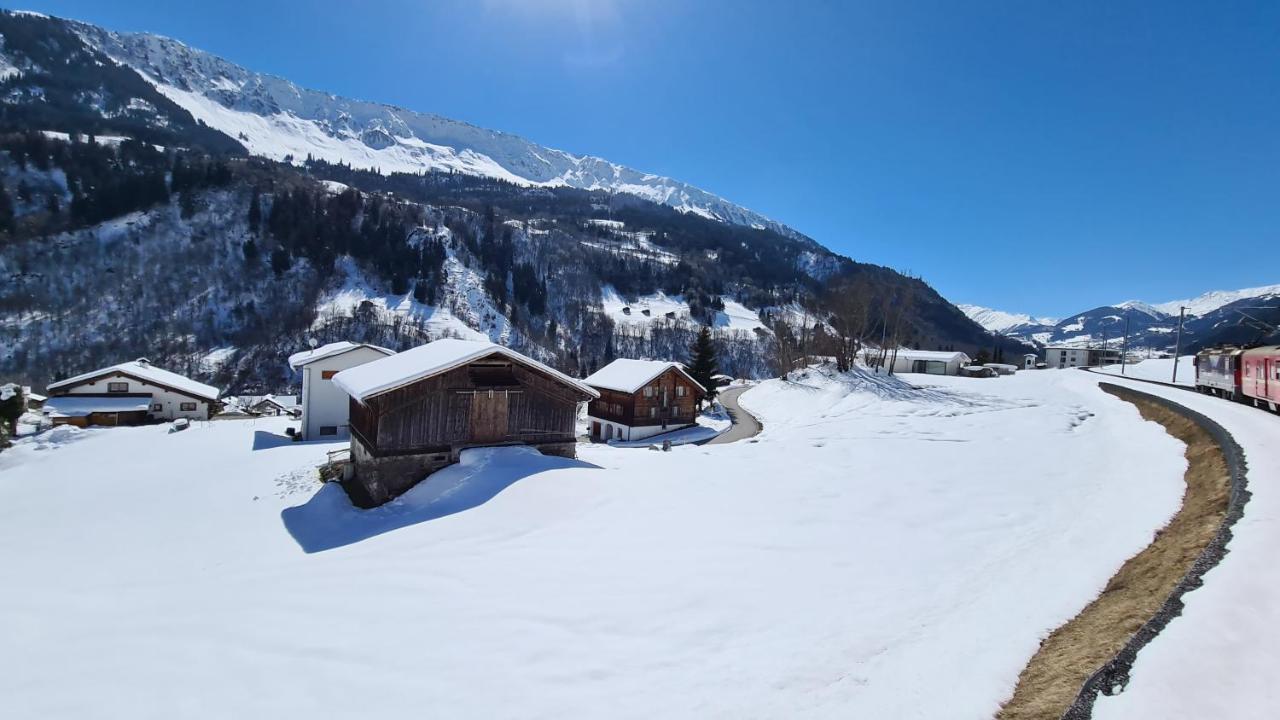 Chesa Prema Bed & Breakfast - Restaurant Disentis Dış mekan fotoğraf